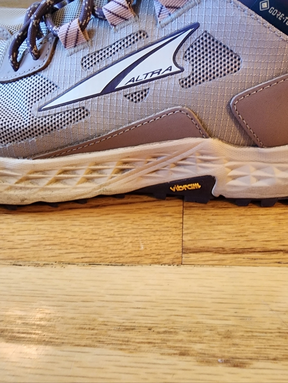 Altra Womens Timp 5 GTX Hiker Boots Size 9 Taupe Pink Outdoors Hiking Granola - Picture 9 of 11
